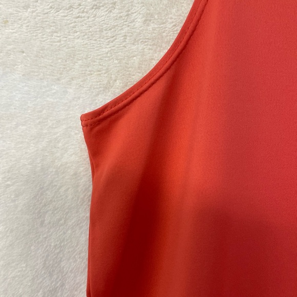 Sleeveless tank by Chicos size 2 coral in excellent condition. Great piece - Picture 3 of 8